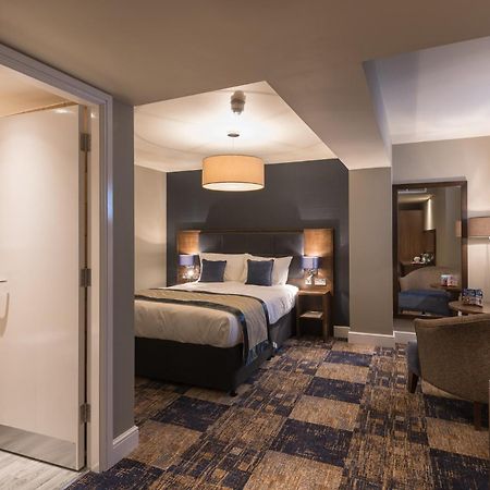 The John Russell Fox Wetherspoon Hotel แอนโดเวอร์ ภายนอก รูปภาพ