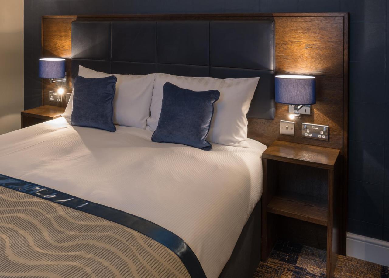 The John Russell Fox Wetherspoon Hotel แอนโดเวอร์ ภายนอก รูปภาพ