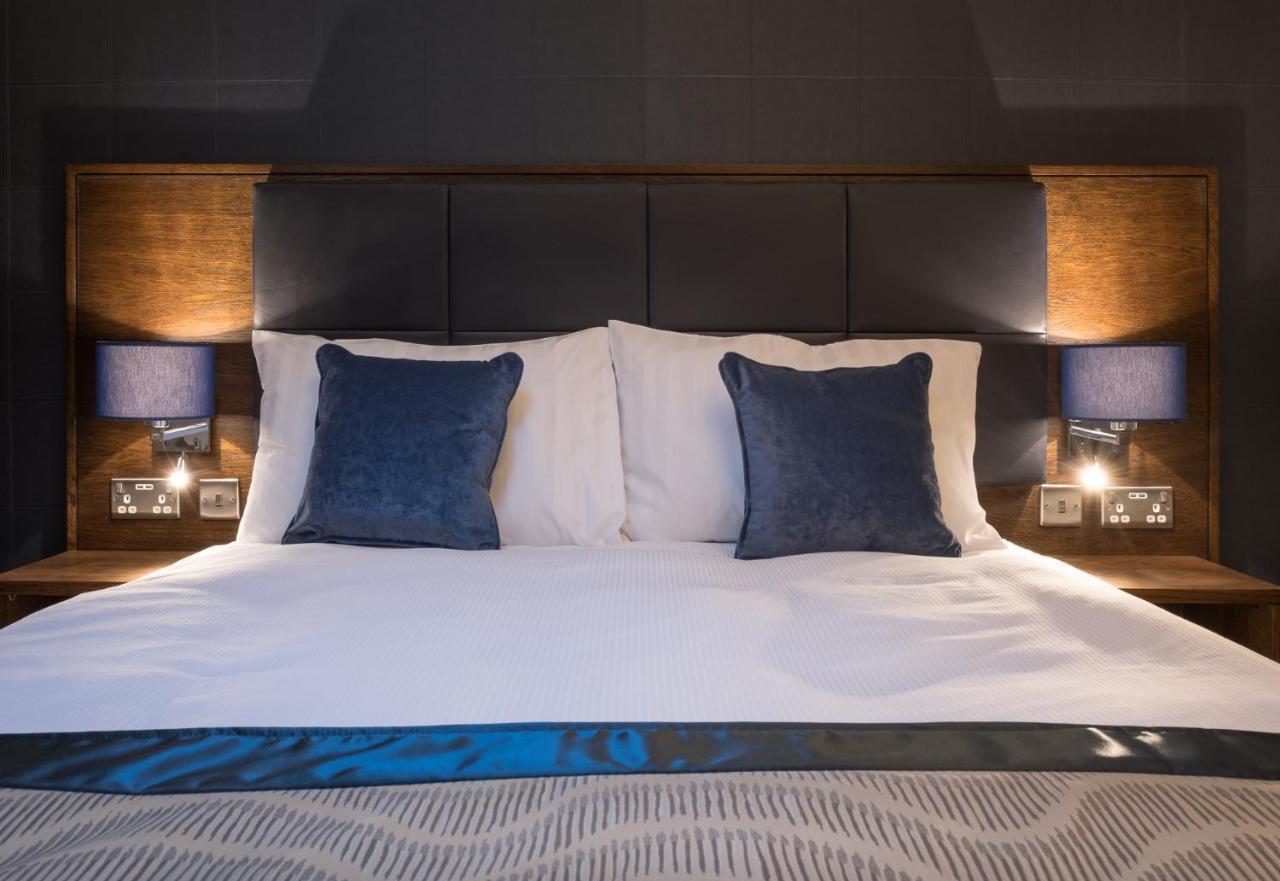 The John Russell Fox Wetherspoon Hotel แอนโดเวอร์ ภายนอก รูปภาพ